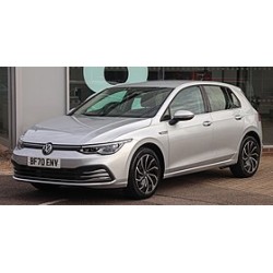 Volkswagen Golf Mk8 1.0 eTSI 110HP